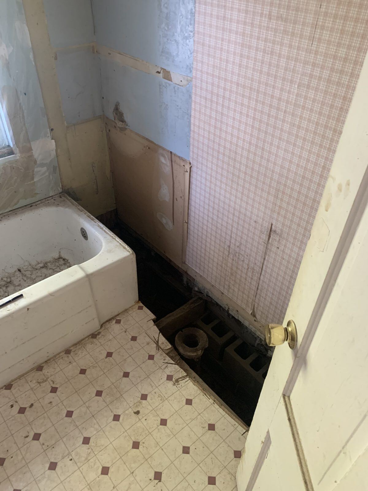 Inside the Craven House before restoration
